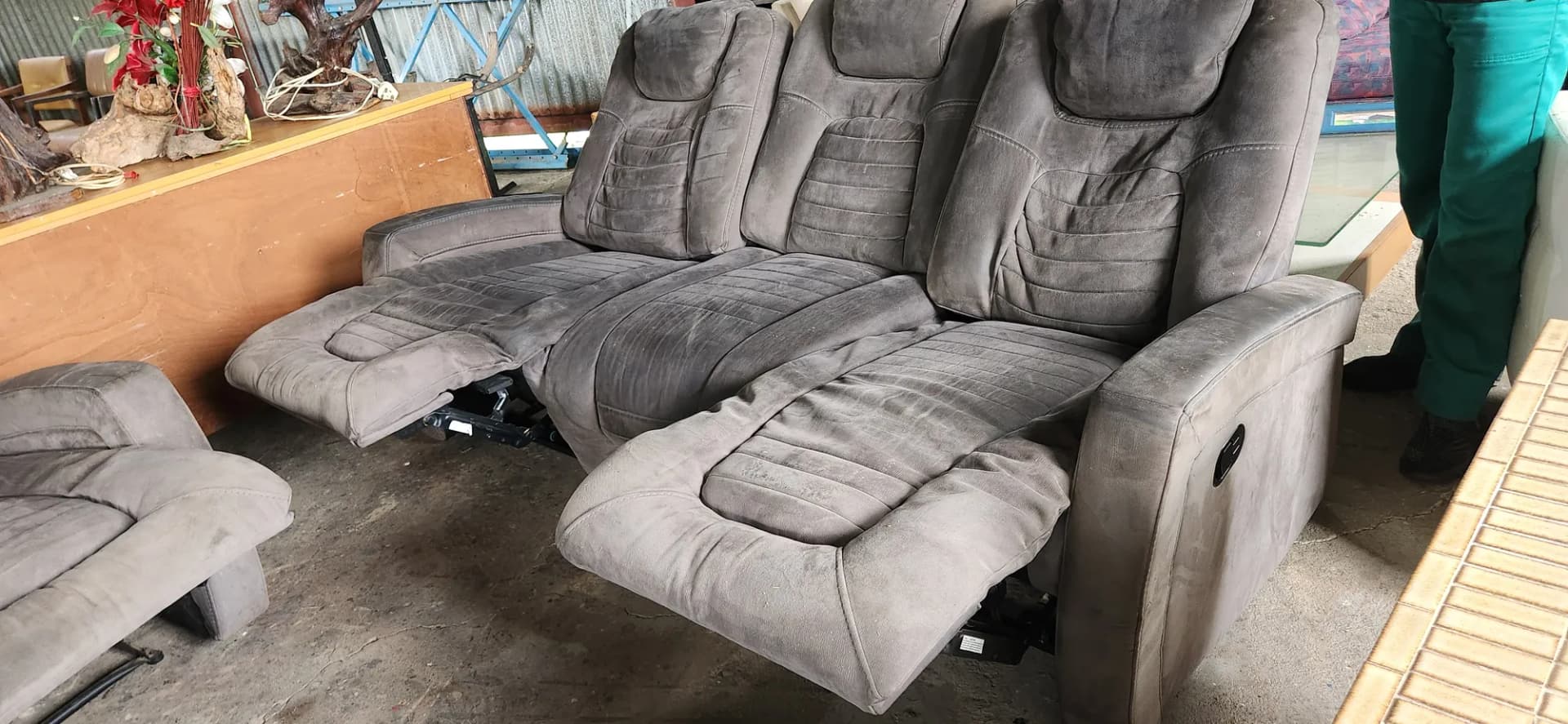 Recliner couches