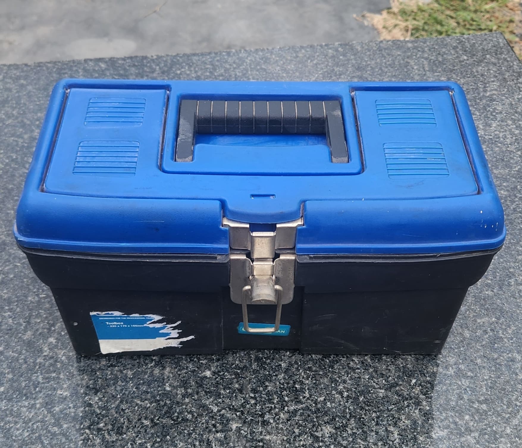 Lot plastic tool box