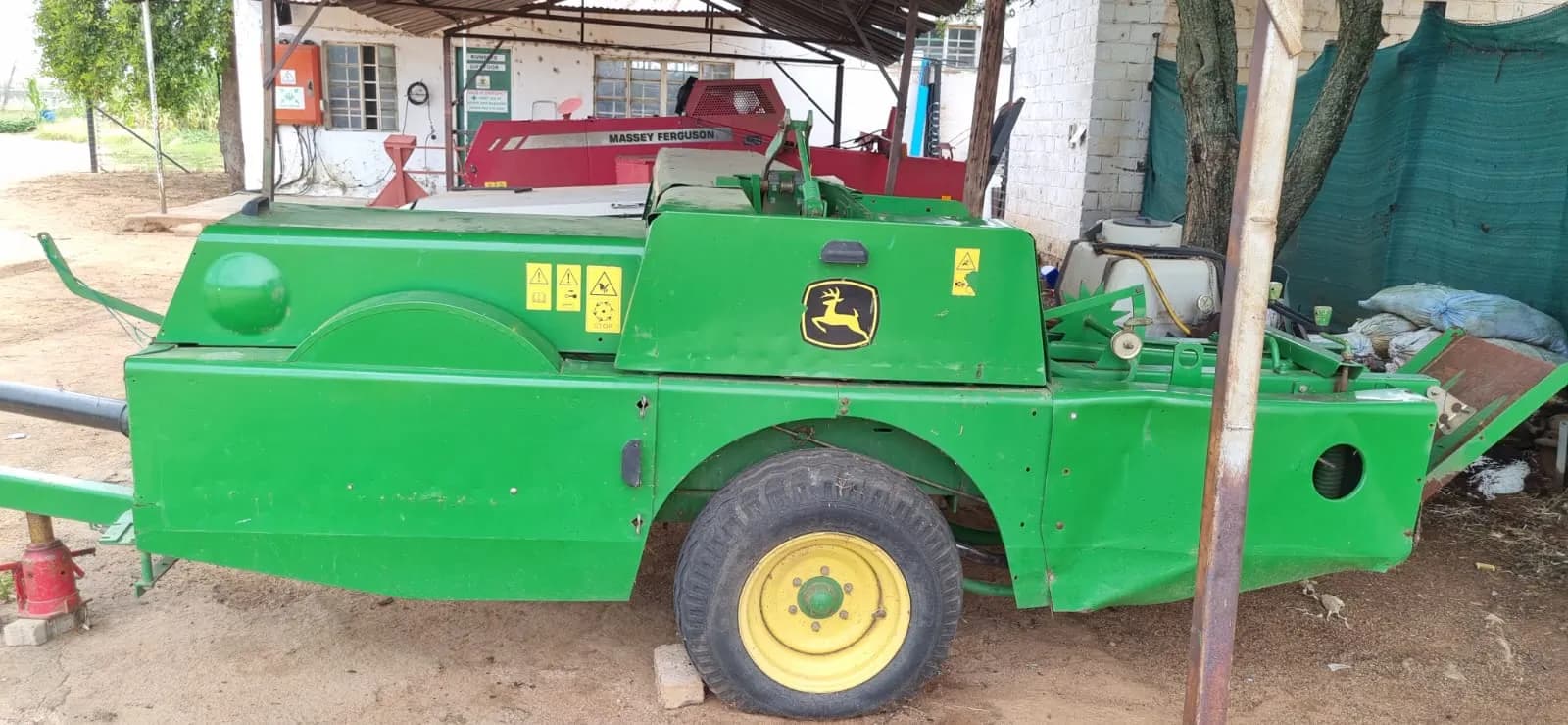 Square baler