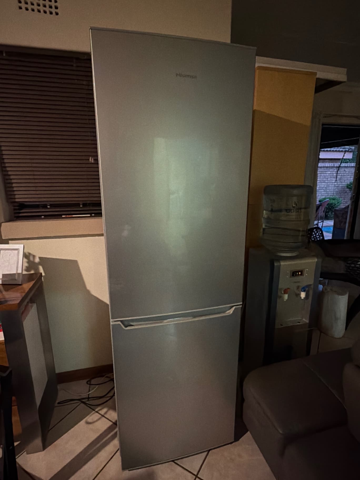 HISENSE Fridge / Freezer Combo