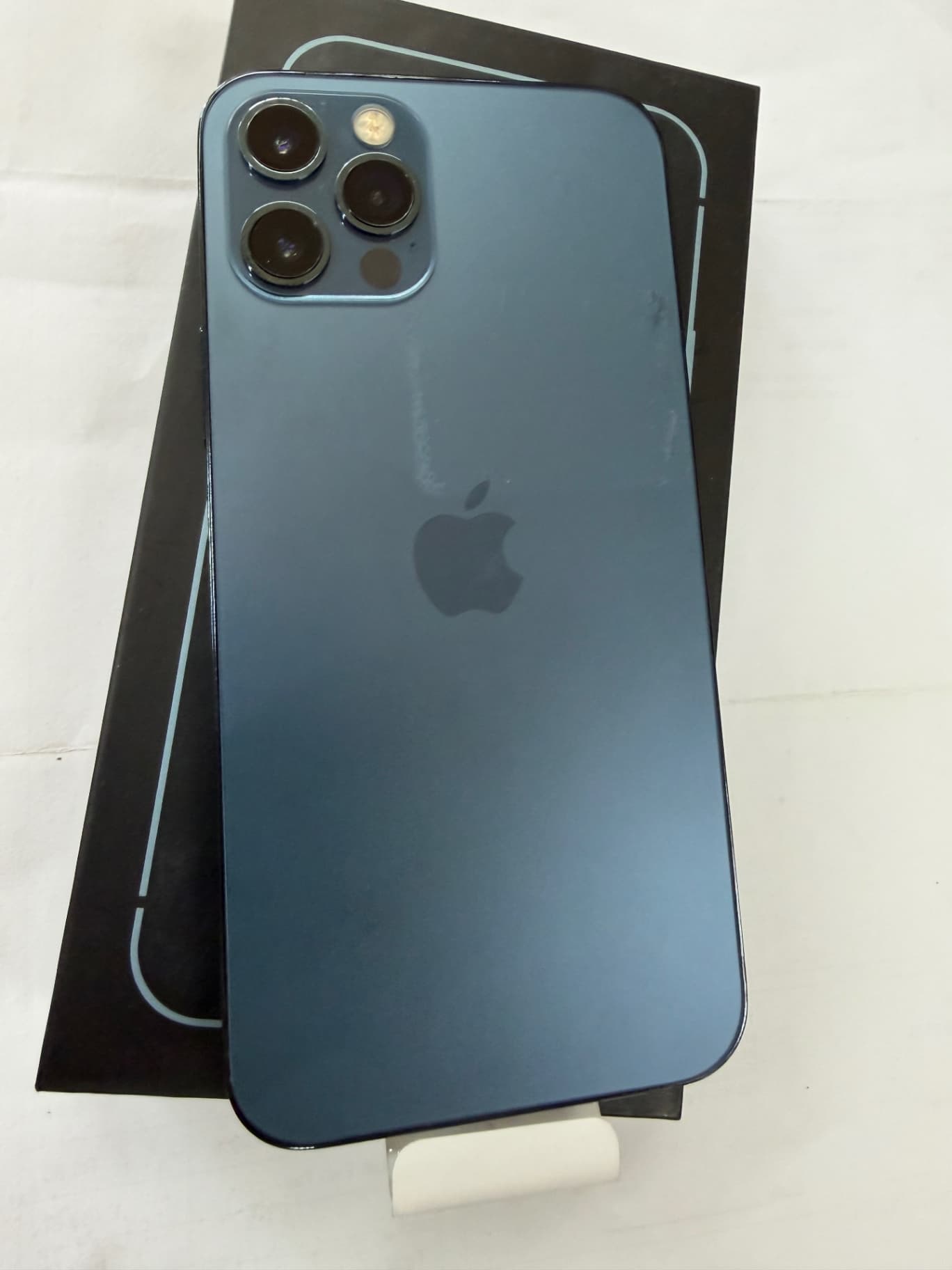 iPhone 12 Pro ( 128Gb) Smart Phone