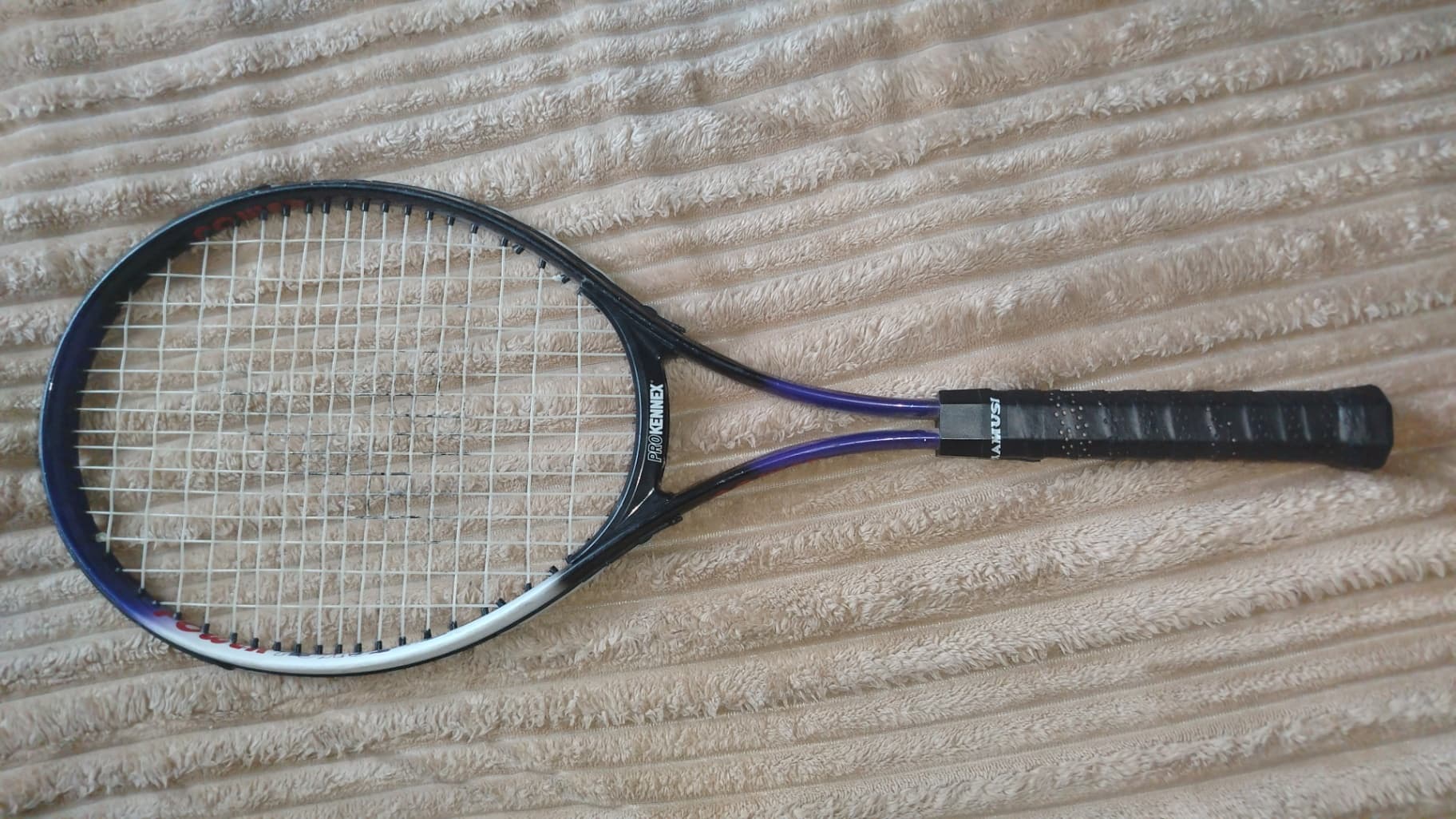 Pro kennex tennis racket