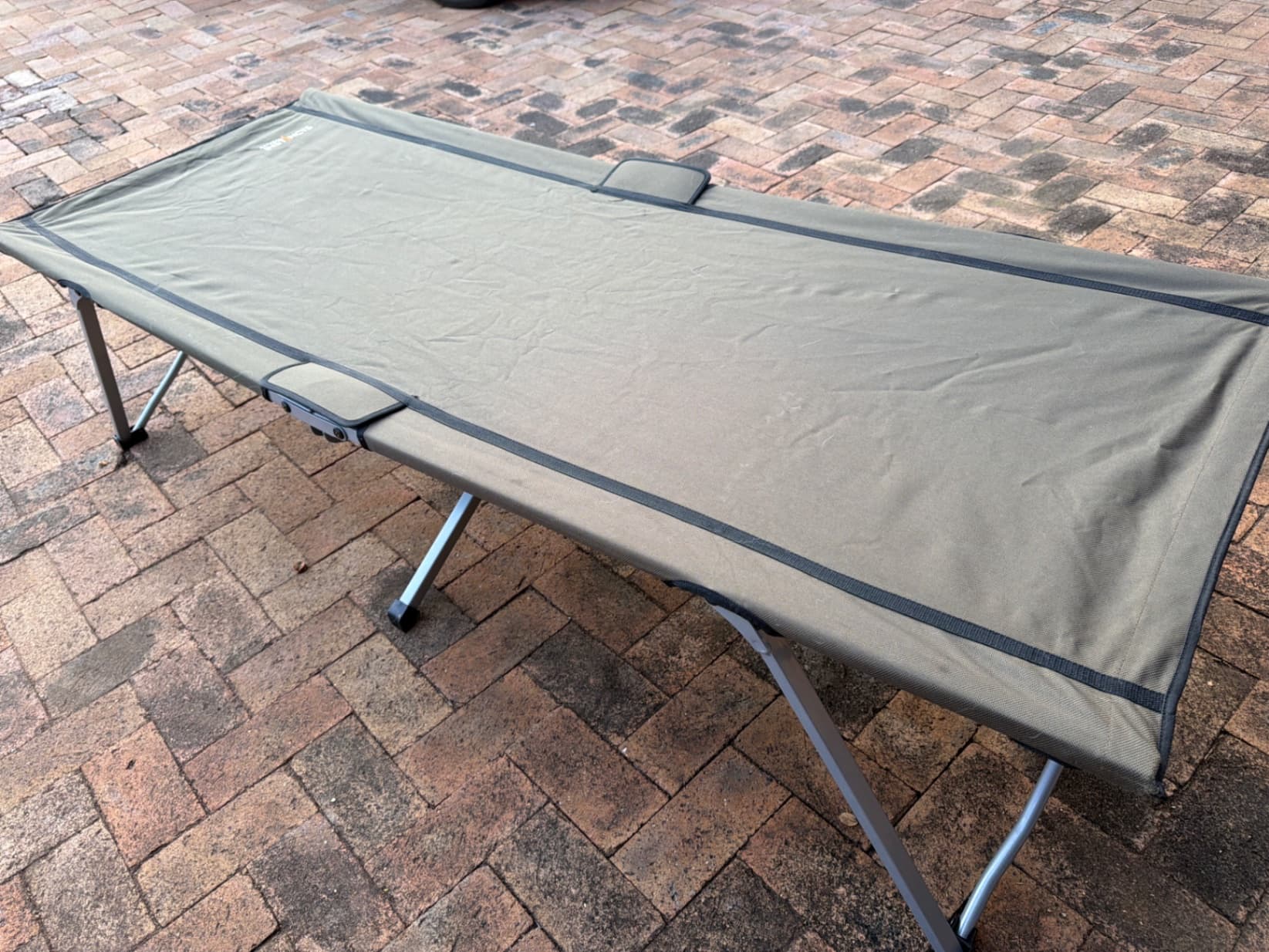 Natural Instincts - Stretcher Bed + Foam Mattress